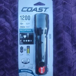 Coast Flashlight 1200 Lumens 
