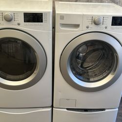 Kenmore With Pedestal Xtra Washer And Electric Dryer 