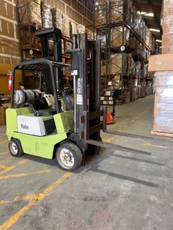 Yale Propane Forklift – works but need some service – AS IS