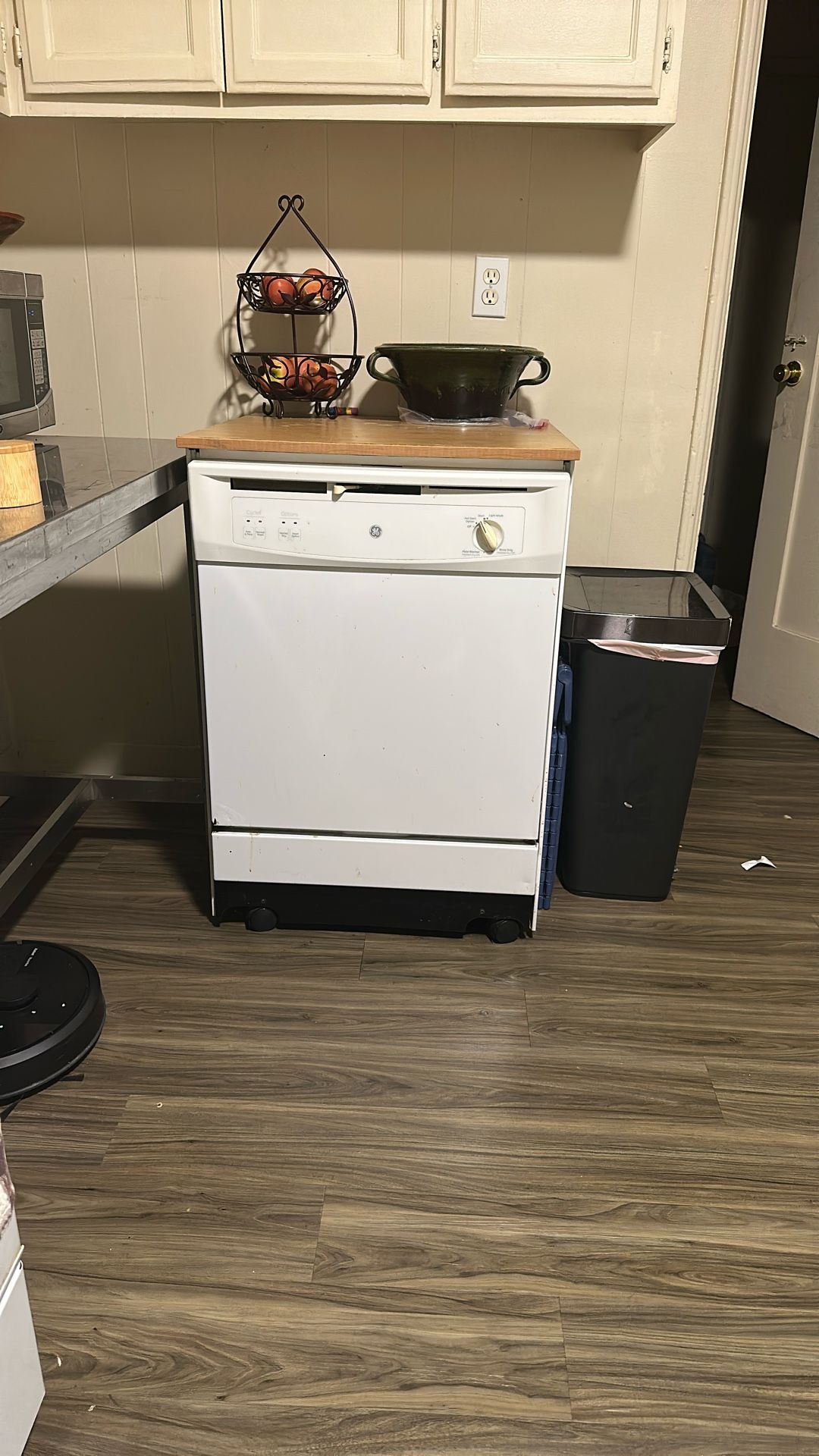 G&E Dishwasher 