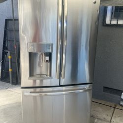 GE French Stainless Fridge 