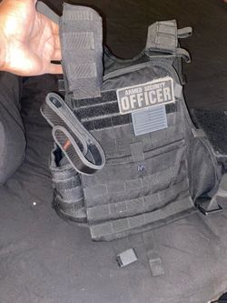 Security Vest/Plate carrier and Duty Belt