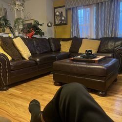 Ashley Stewart Brown Leather Sectional Livingroom Set