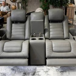 Backtrack Gray Power Reclining Loveseat

