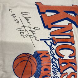 Knicks Signed Walt Frazier $90