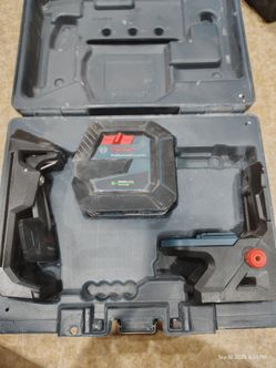 Bosch Professional GCL100-40G Green Laser Level