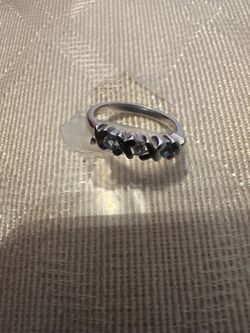 14k solid white gold ring