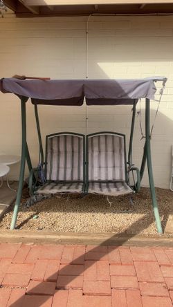 Outdoor swing