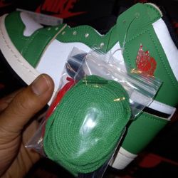 Lucky Green Jordan retro 1 OG High size 7(w) $350 or best offer