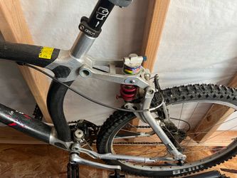 GT Carbon LTS 1000