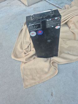 Electric scooter battery