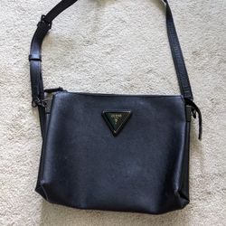 Black Guess Crossbody Purse