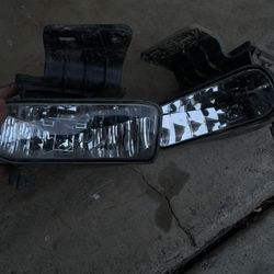 99-02 Chevy  Fog Lights