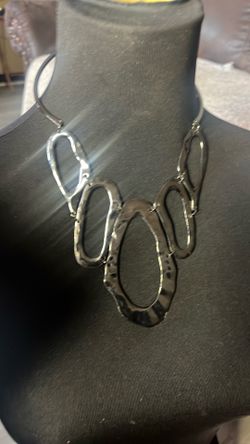 GUN METAL STATEMENT VERY MOVH LIKE THE GOLD TONE ONE