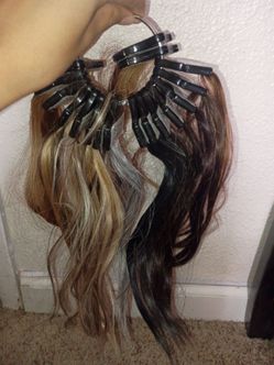 Clip-In Hair Extensions Set Multiple Colors