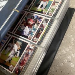 Large Baseball Card Collection 