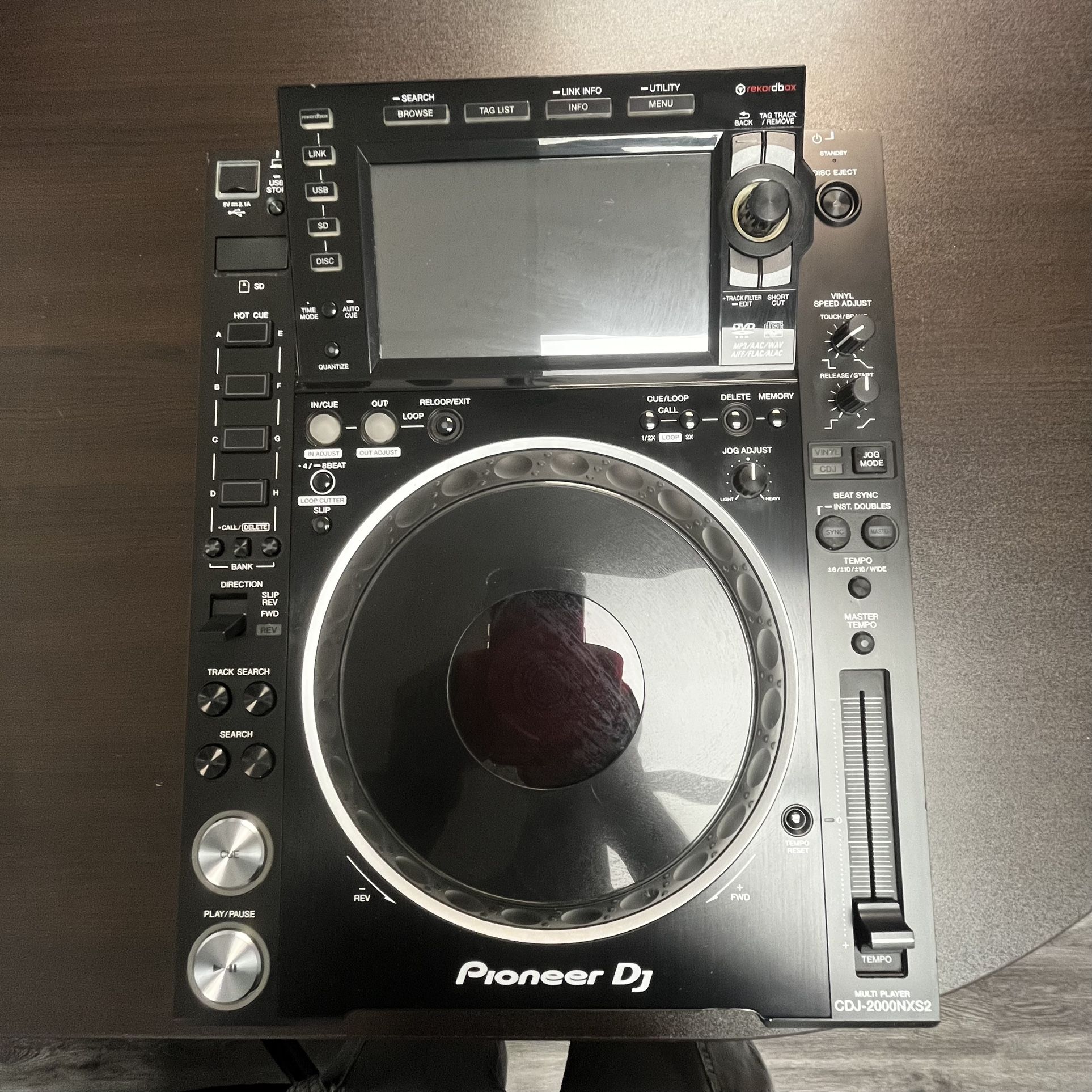 Pioneer CDJ 2000 Nexus 2 (4 Available)