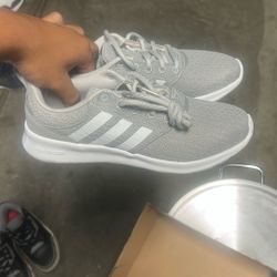 addias shoes size 6 1/2