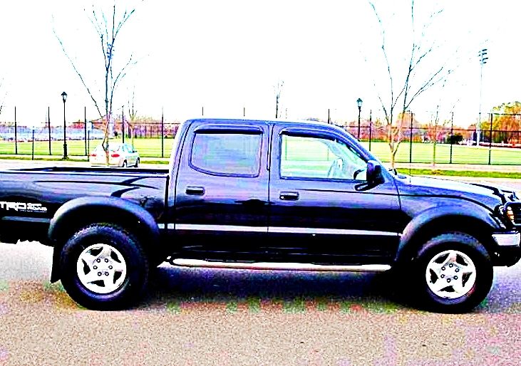 ֆ14OO 4WD Toyota Tacoma 4WD