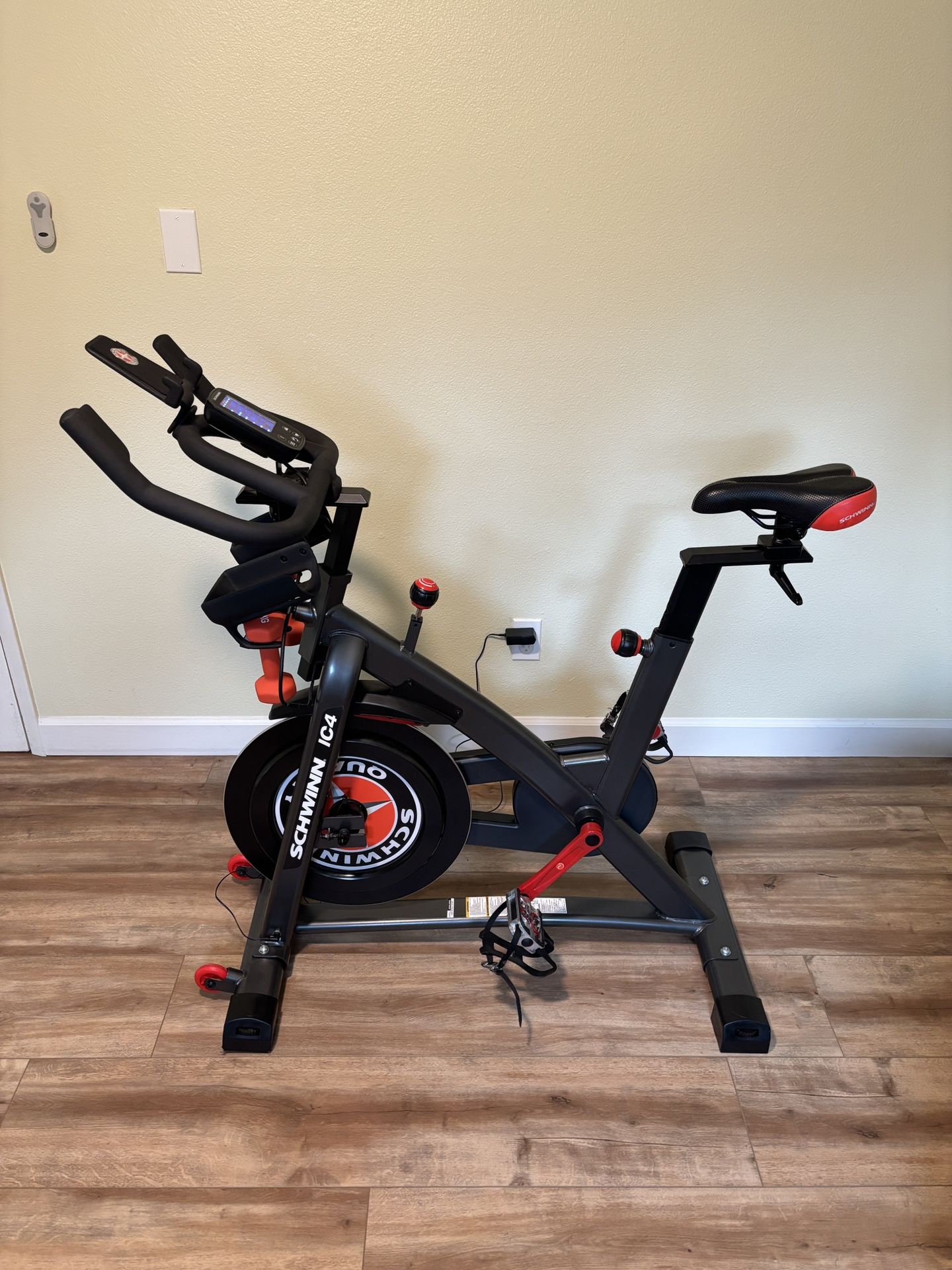 Schwinn IC4 Indoor Cycling Exercise Bike - IC4 Indoor Fitness Bike for