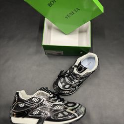 Bottega Veneta Orbit Black & Silver Color Way