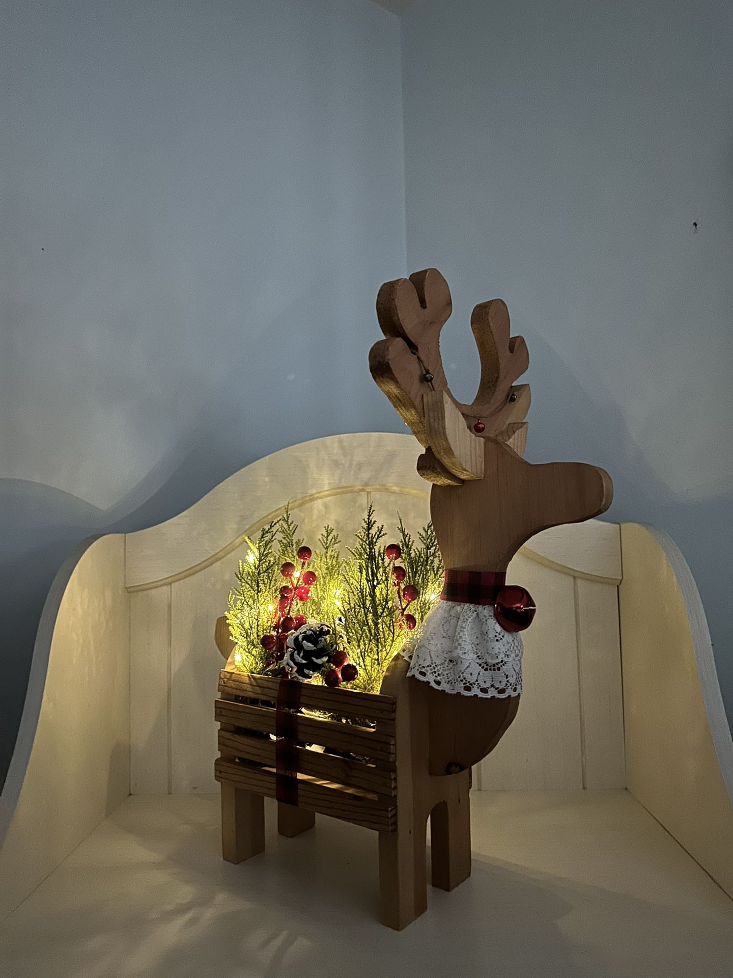 Christmas Wooden Reindeer Decor πβ¨