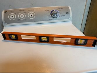 Truper NP-24 24" level aluminum body with ABS protection