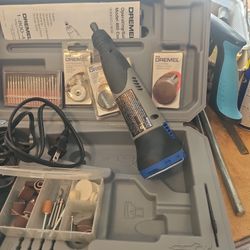 Dremel 800, Cordless, Variable Speeds With  Diamond Tip Set, Many Attachments,  Main Thing Is That The Battery Charge And Charger Are Perfect, E MESA 