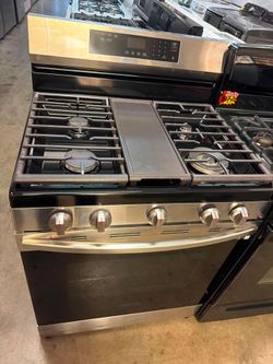 Gas stove