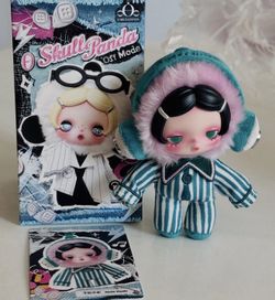 POP MART SKULLPANDA Off Mode Mute Mode Plush Doll Pendant
