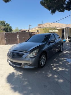 2011 Infiniti G37