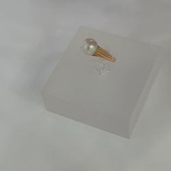Solitaire Pearl Ring 