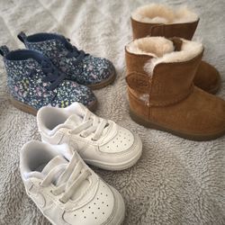 Baby Shoes 