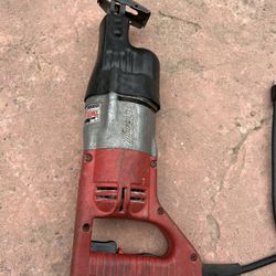 Milwaukee Makita Saw Working Good