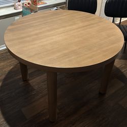 Better Homes & Gardens Dining Table