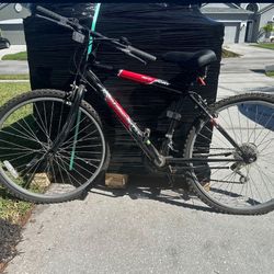 Used Road master Mountain Bike Mid Size
