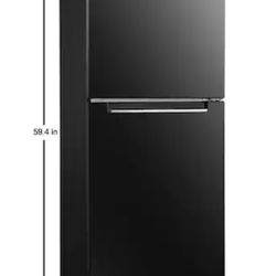 Refrigerator - Black - Magic Chef 