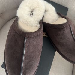 UGG