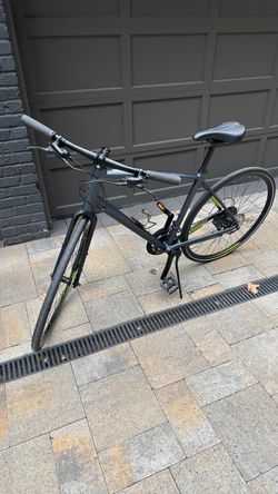 Specialized Sirrus hybrid bike