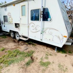 rv home 🏠 title in hand heater/ ac ☀️