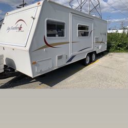 2005 Jayco Jay feather