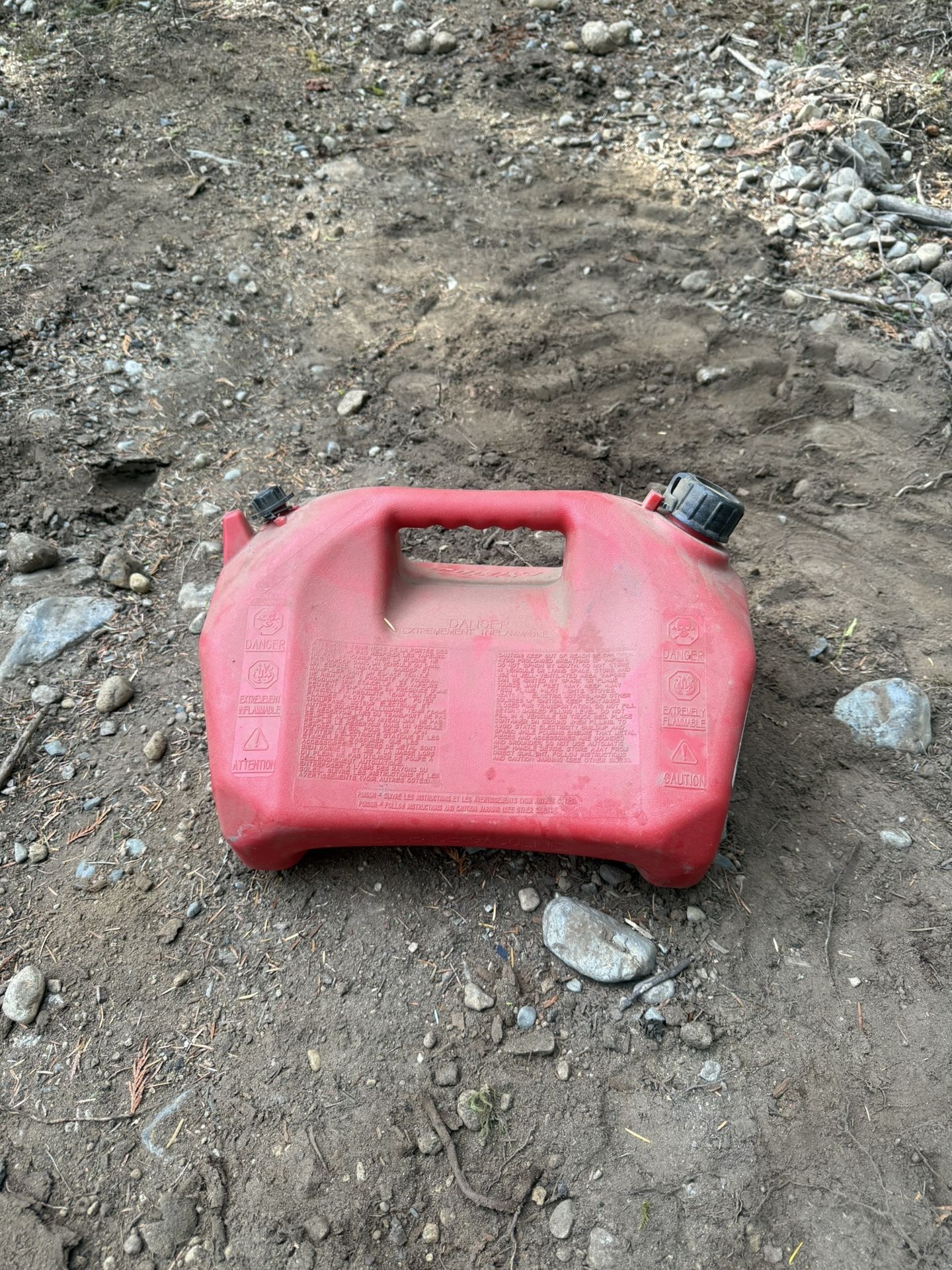 Skidoo Tunnel Gas Can