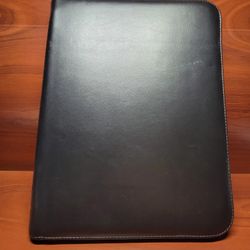 Maruse Leather Portfolio