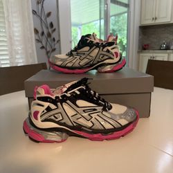 Balenciaga Runners 
