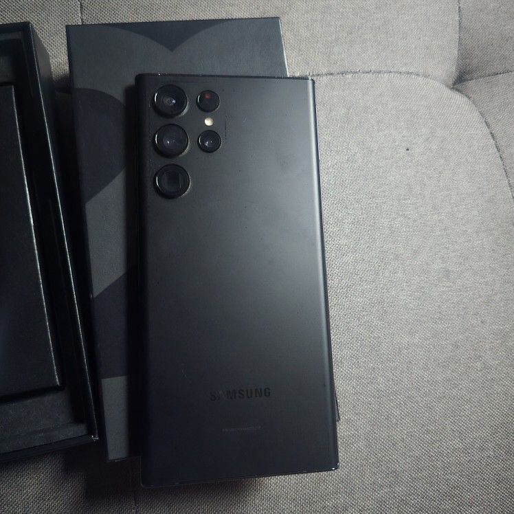 Samsung Galaxy S22 Ultra