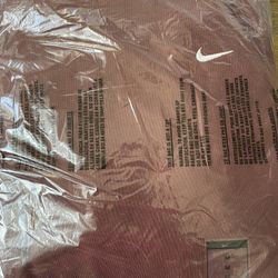 Nike Men’s Pullover Sweater Size Medium. 