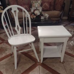 Set Of Solid Wood Vintage Chair And Table In Great Condition Super Sturdy 