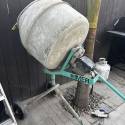 Portable Concrete Mixer 