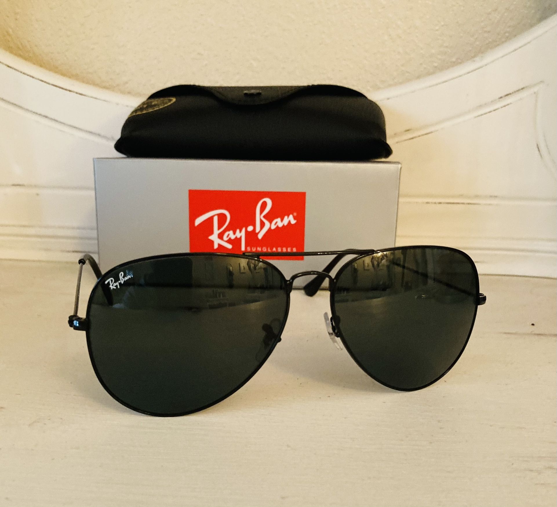New RayBan Aviator Sunglasses With Original Rayban Packaging