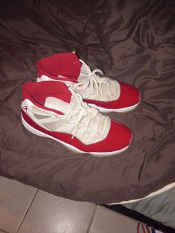 Jordan 11 Cherry